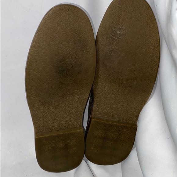 Kenneth Cole Reaction Gray Leather Chukka Boots - Picture 9 of 10